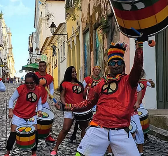 Verão: Olodum fará show gratuito em Salvador