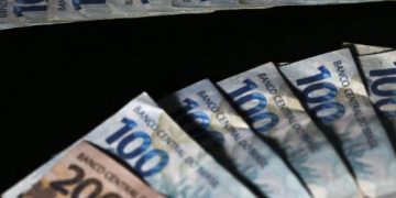 Superendividamento das famílias entra em discussão