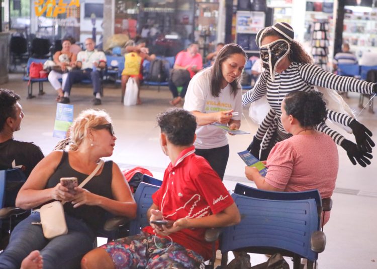 Combate ao mosquito: Rodoviária recebe ação de conscientização contra o Aedes aegypti