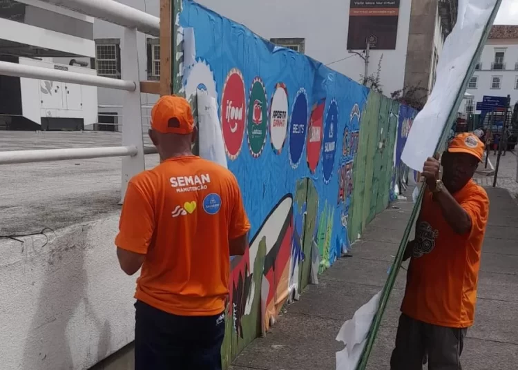 Prefeitura inicia retirada de tapumes instalados para Carnaval