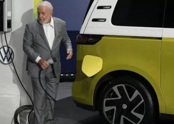 BNDES apoia Volkswagen em pesquisa e desenvolvimento de veículos híbridos e elétricos