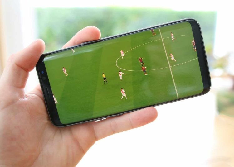 Dia de Futebol: Jogos de hoje, horários e onde assistir