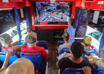 Salvador ainda mais bela: Bondinho encanta baianos e turistas com tour em pontos famosos