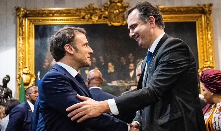 Em encontro de Macron e Pacheco, temas como democracia e desenvolvimento sustentável foram pautas
