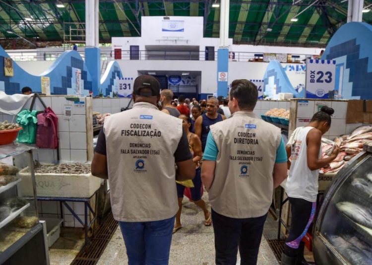 Codecon realiza Operação Semana Santa com fiscalização e pesquisa de preço