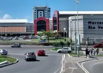 Atenção: Novo retorno é aberto nesta segunda (18) na Avenida Juracy Magalhães