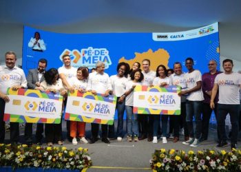 Primeiro pagamento do programa que incentiva a permanência de alunos no Ensino Médio será a partir de 26 de março