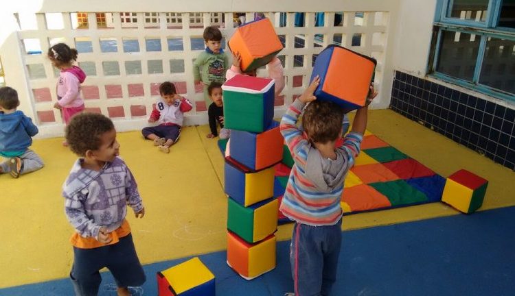 Debate discute integração de políticas públicas para Primeira Infância