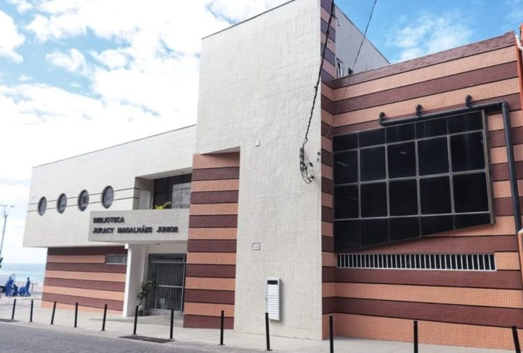 Conhecimento: Biblioteca Juracy Magalhães Jr. de Salvador oferece programação no Dia Nacional da Biblioteca