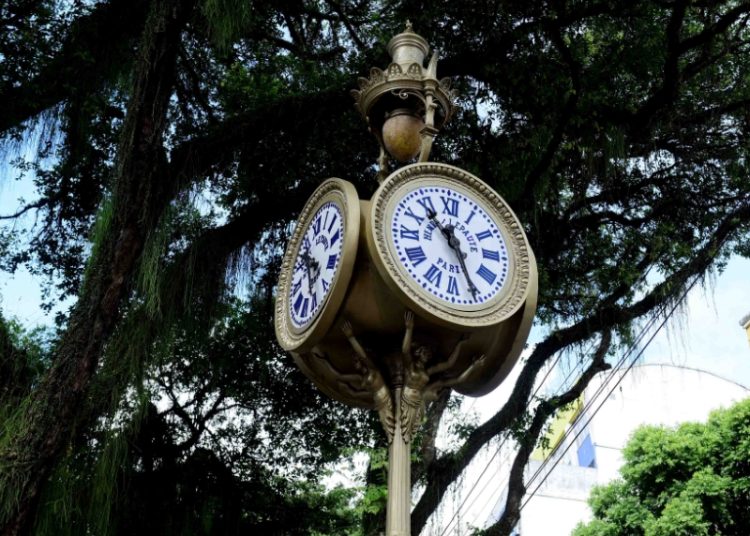 Valorização: Relógio de São Pedro é totalmente restaurado e automatizado pela Prefeitura