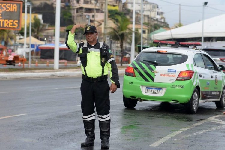 Cidade: Atuação da Transalvador reduz transtornos na cidade devido à chuva