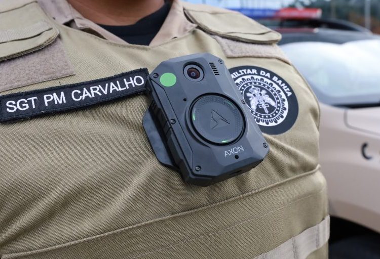 Polícia Militar: SSP inicia implantação das câmeras corporais nas forças de segurança da Bahia