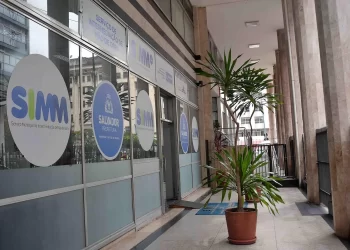 Liderança no Norte e Nordeste: Salvador acumula 17.979 novas vagas de emprego em 2024 e mantém