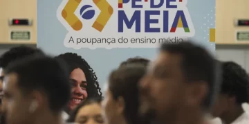 Fique atento ao Pé-de-Meia: pagamento da 4ª parcela começa nesta quarta-feira