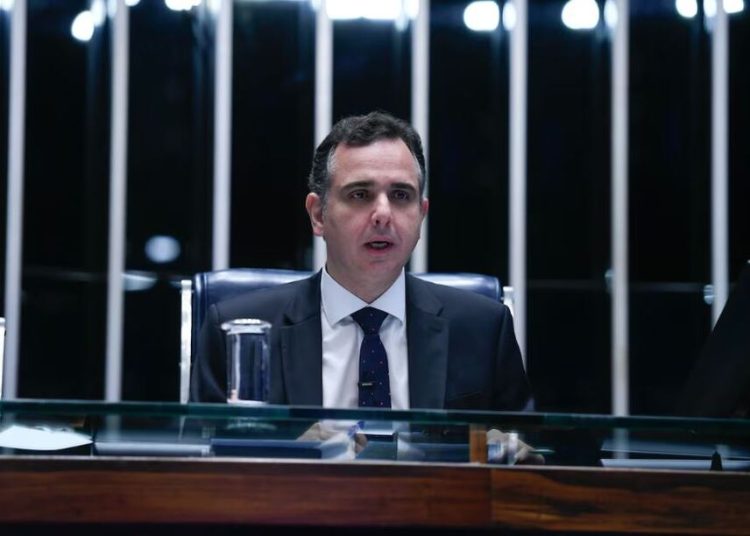 Terrenos de marinha: Rodrigo Pacheco descarta votar rapidamente proposta que trata da privatização de áreas das praias