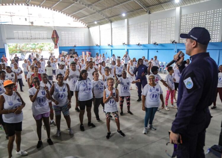 Comemoração: Ação da Guarda Municipal leva alegria e acolhe idosas para celebração ao Dia dos Avós