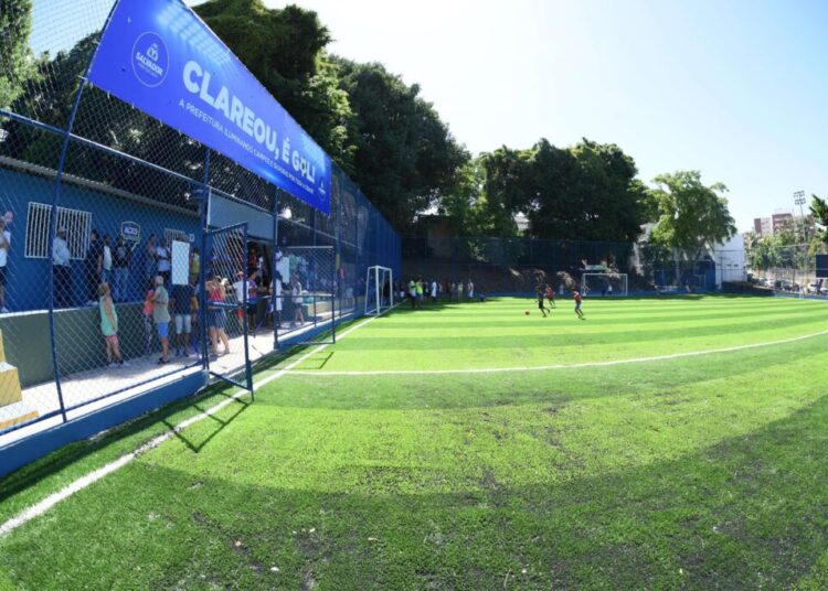 Esporte e Lazer: Salvador ganha 7ª academia ao ar livre e 62º campo com grama sintética