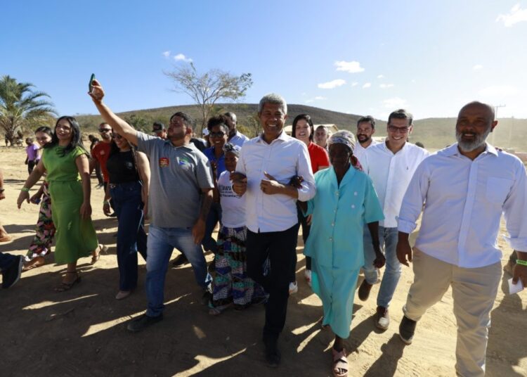 Governo baiano entrega nova infraestrutura para comunidade quilombola de Seabra