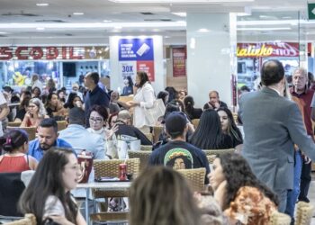 Economia no Brasil: Setor de serviços cresce 1,7% em junho