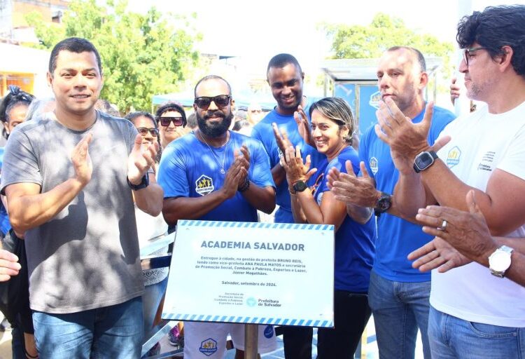 Oitava academia ao ar livre pública e gratuita de Salvador é inaugurada no Bonfim