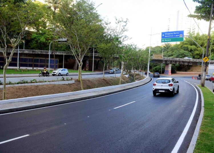 Avenida no Vale do Canela é entregue completamente requalificada