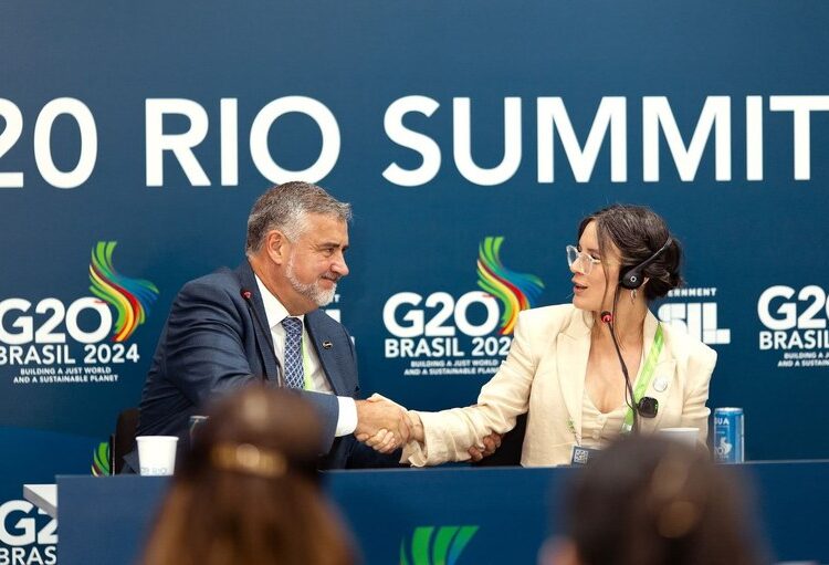 Brasil e Chile se comprometem com o intercâmbio de conhecimentos sobre políticas públicas no combate a desinformação