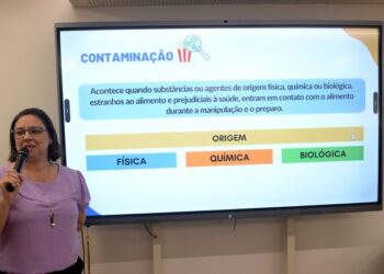 Natal em Salvador: Prefeitura capacita ambulantes sobre práticas sanitárias para Natal Luz e festas populares