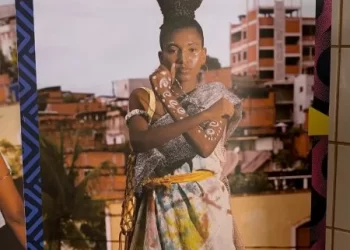 Cultura e Educação: Estudantes do bairro do Arenoso celebram a cultura e a beleza do povo negro