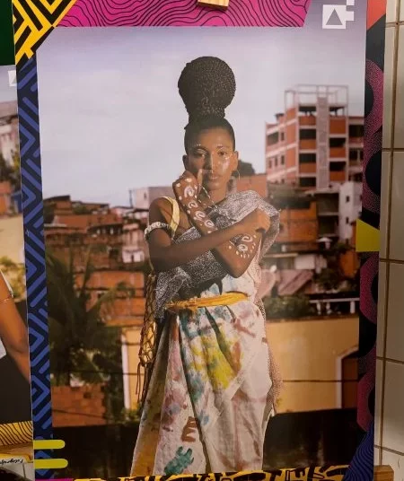 Cultura e Educação: Estudantes do bairro do Arenoso celebram a cultura e a beleza do povo negro