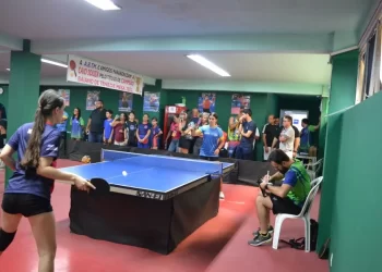 Jogos da Juventude: Estudantes atletas baianos embarcam para disputa na Paraíba