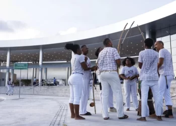 Bahia: Centro de Convenções e Teatro de Feira de Santana são inaugurados