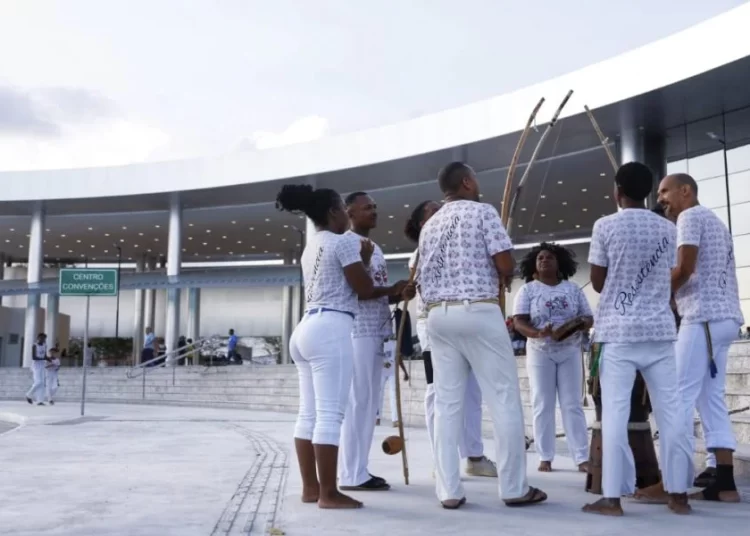 Bahia: Centro de Convenções e Teatro de Feira de Santana são inaugurados