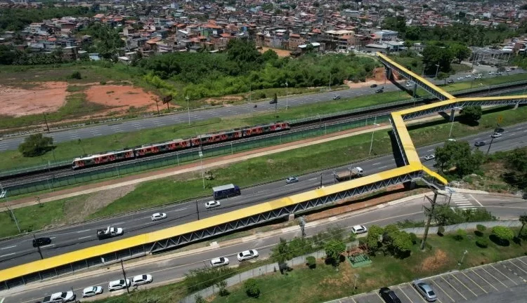 Melhorias em Salvador: Nova passarela da Avenida Paralela melhora mobilidade de moradores de Mussurunga e do Bairro da Paz