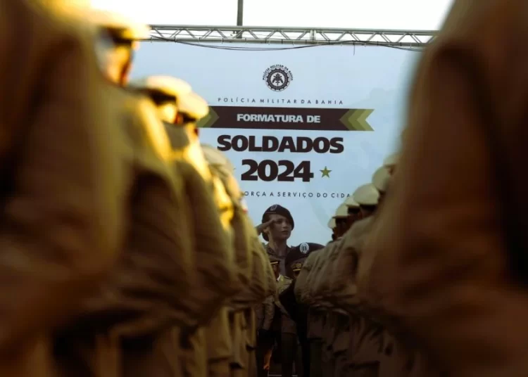 Formatura: Polícia Militar forma 1643 novos soldados na Bahia