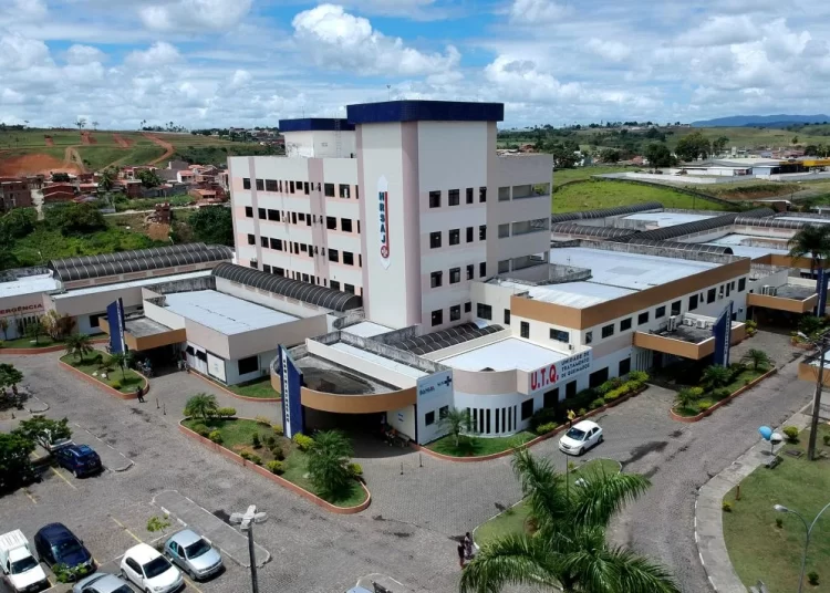 Saúde na Bahia: Hospital Regional de Santo Antônio de Jesus completa 15 anos como referência no Recôncavo da Bahia