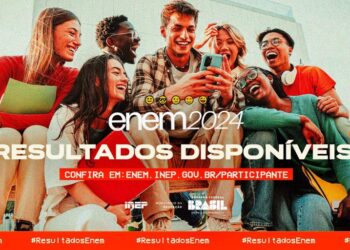 Estudantes da rede estadual da Bahia comemoram nota 980 na redação do Enem