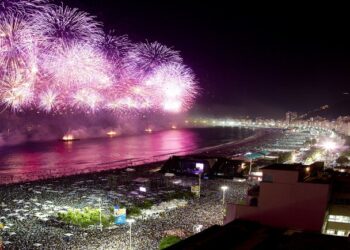 Réveillon 2025: São Paulo e Rio de Janeiro concentraram o maior número de público na virada do ano