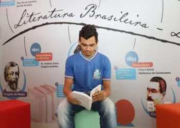 Leitura: Governo do Estado inclui livro ‘Ainda Estou Aqui’ nas bibliotecas das escolas públicas estaduais da Bahia