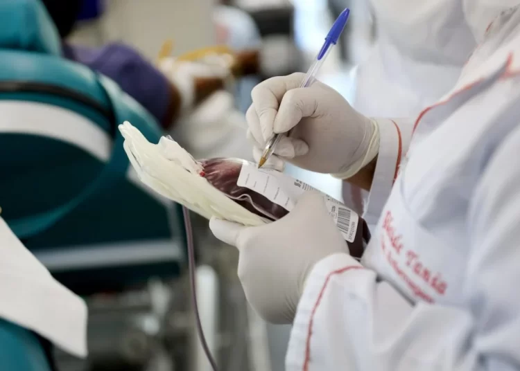 Alta demanda: Com estoque crítico, Hemoba convoca doadores de sangue