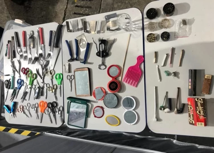 Mais de 100 objetos são apreendidos no Pôr do Som na Barra