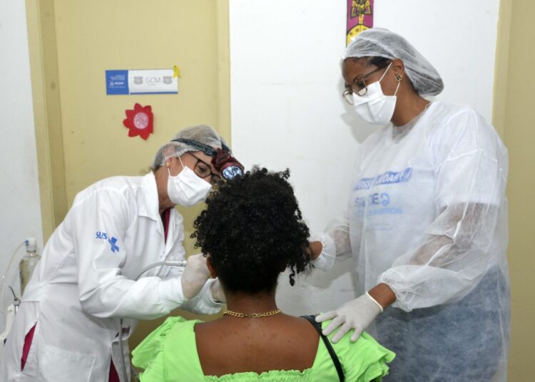 Salvador: Mulheres assistidas no Camsid da Cidade Baixa recebem serviços e orientações de saúde