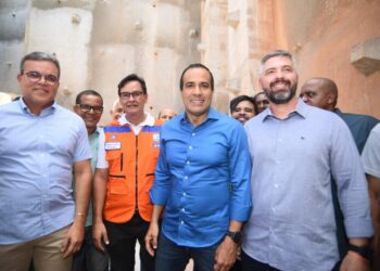 Prefeitura de Salvador entrega obra de contenção de encosta na Federação