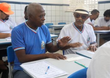 Rede Estadual de Ensino: aumenta número de jovens e adultos que voltaram às salas de aula