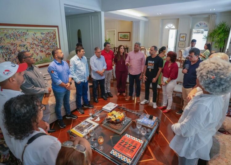 Representantes de centrais sindicais e governador Jerônimo Rodrigues destacam compromisso com trabalhadores da Bahia