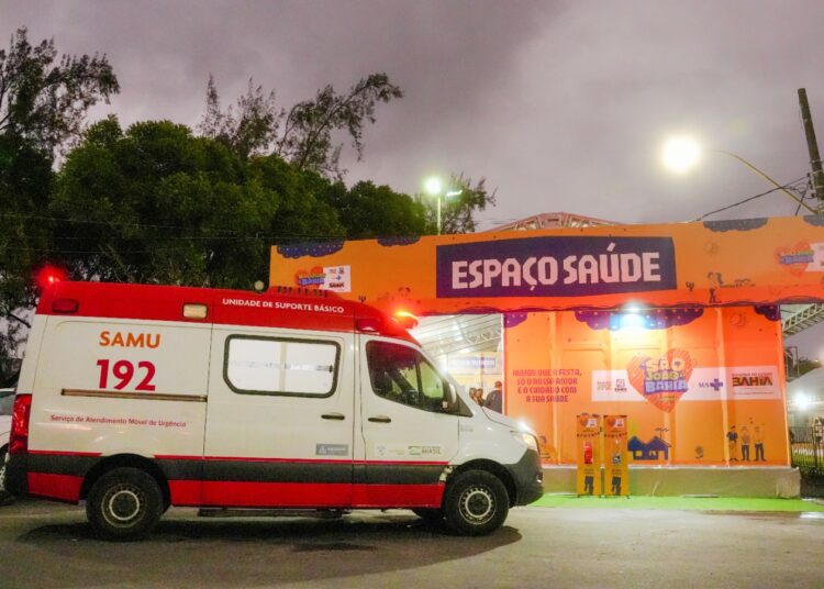 Prevenção e Cuidados: Estandes de testagem rápida para Infecções Sexualmente Transmissíveis atendem população no São João da Bahia