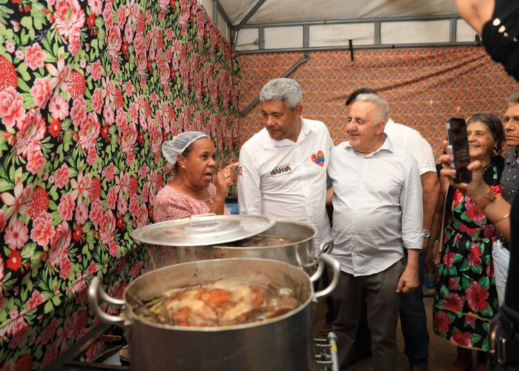São João: governador da Bahia, Jerônimo Rodrigues, prestigia o São João de Jussiape