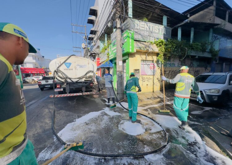 “Grau na Madrugada” programa da Limpurb leva limpeza intensiva ao bairro de Castelo Branco