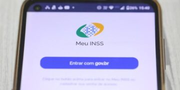 Brasil: 1,64 milhão de beneficiários do INSS que sofreram descontos indevidos receberam a reparação