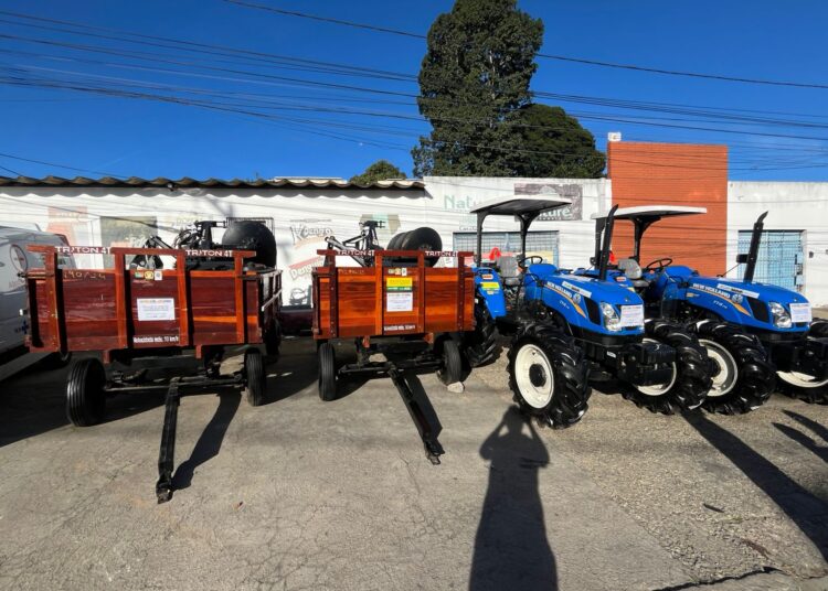 Governo do Estado: Sudoeste Baiano celebra chegada de novos equipamentos para o rural