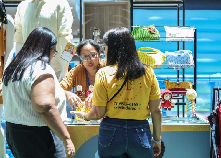 Expo Mulher promove edição especial com artesãs de crochê em Salvador